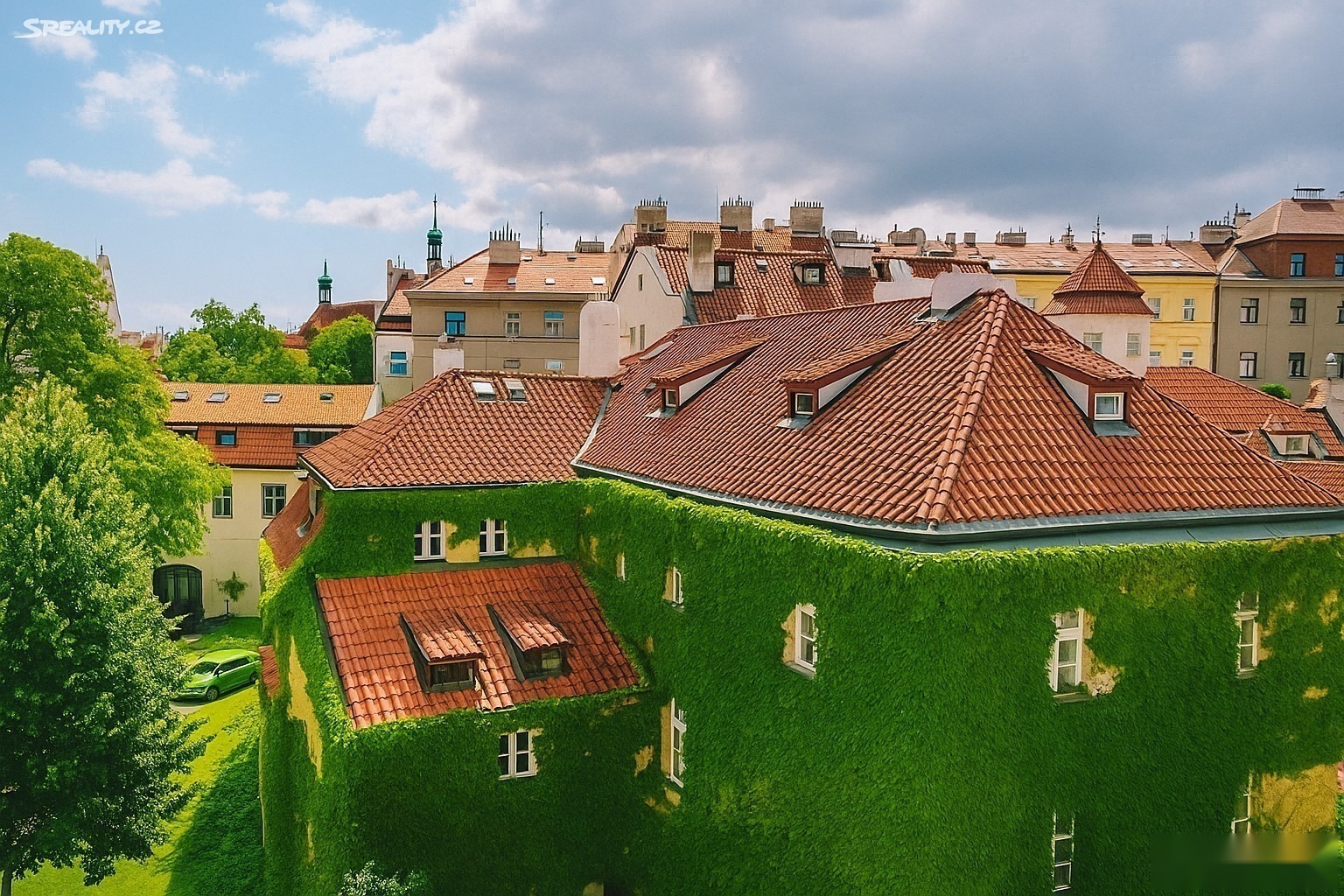 Attics Dlouhá