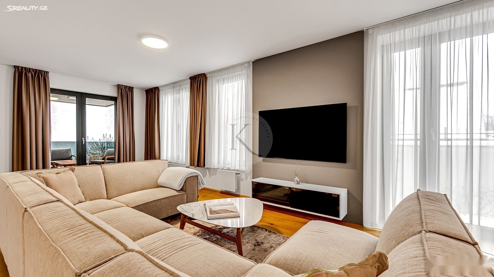 Chateau Troja Residence