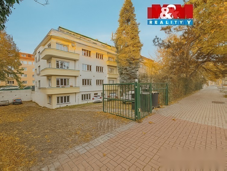 Rezidence Na Hutích